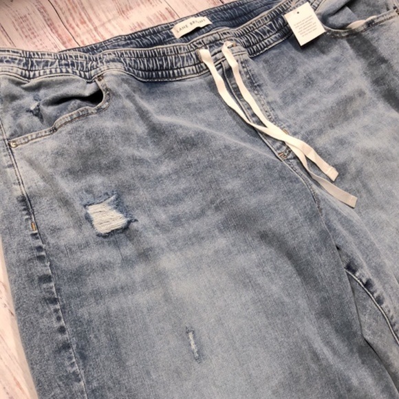 Lane Bryant wide leg fit mid rise Pull on jeans size 28 new tags - Picture 7 of 10